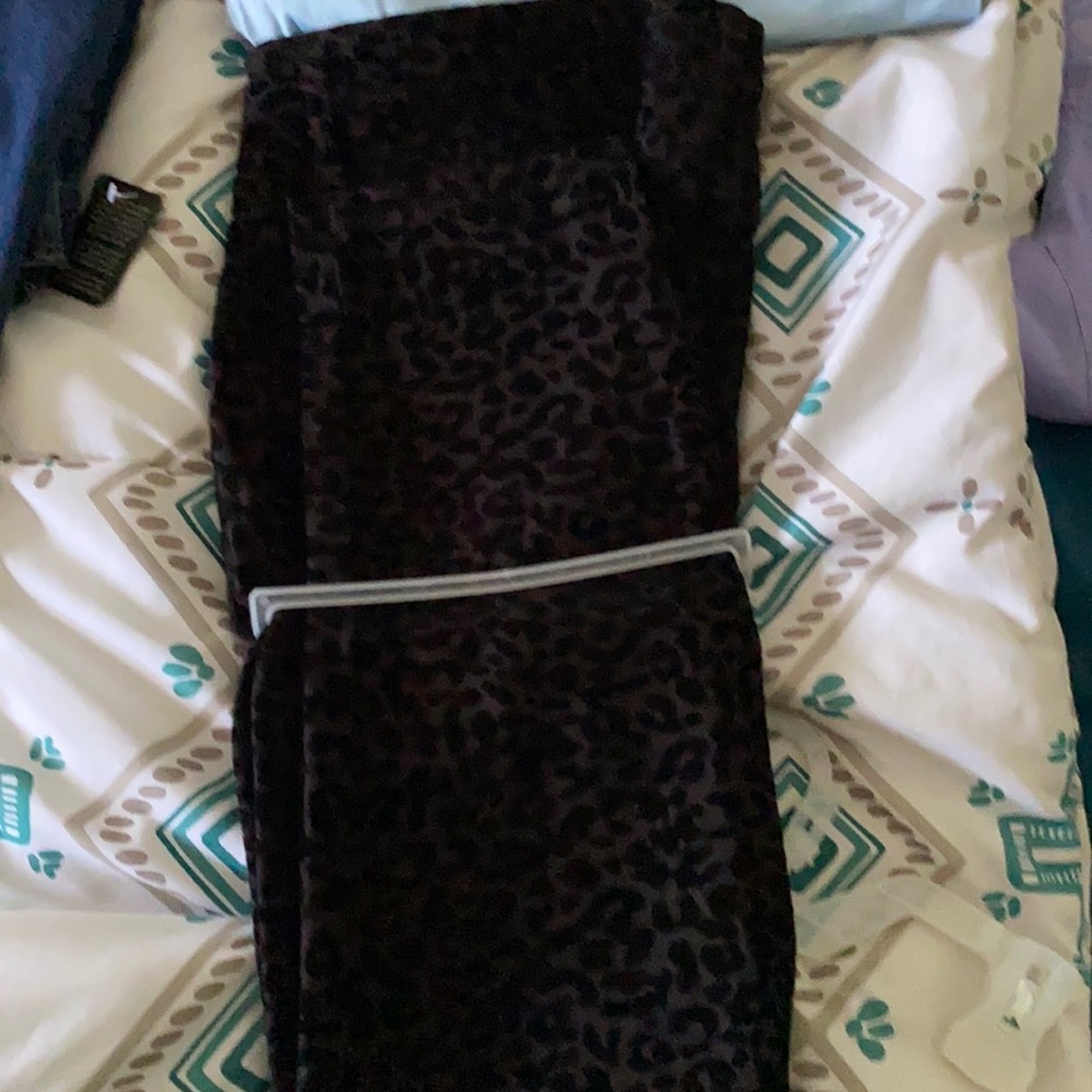 Black soot jeggings